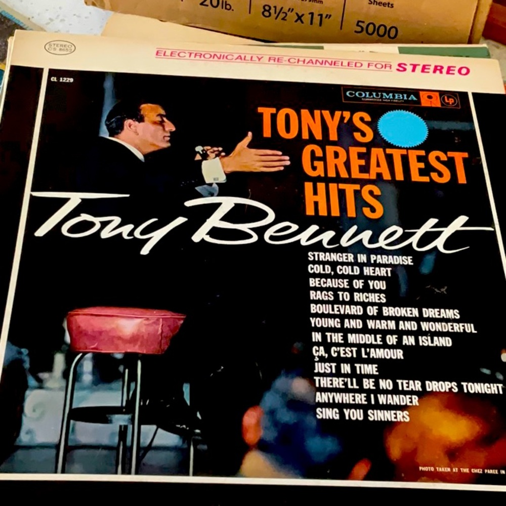Tony Bennett “Tony’s Greatest Hits” Vintage Vinyl L.P. Album